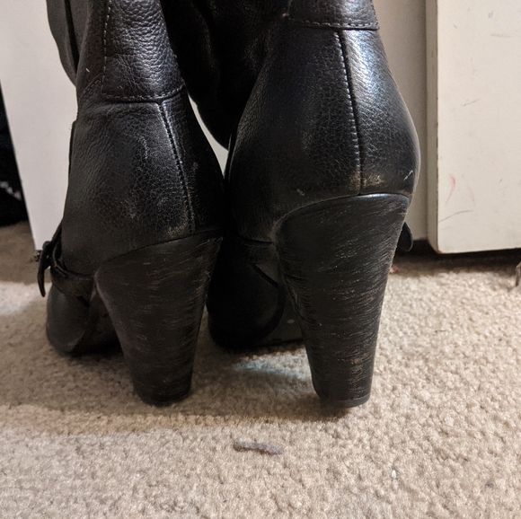 Knee high boots - Picture 3 of 9